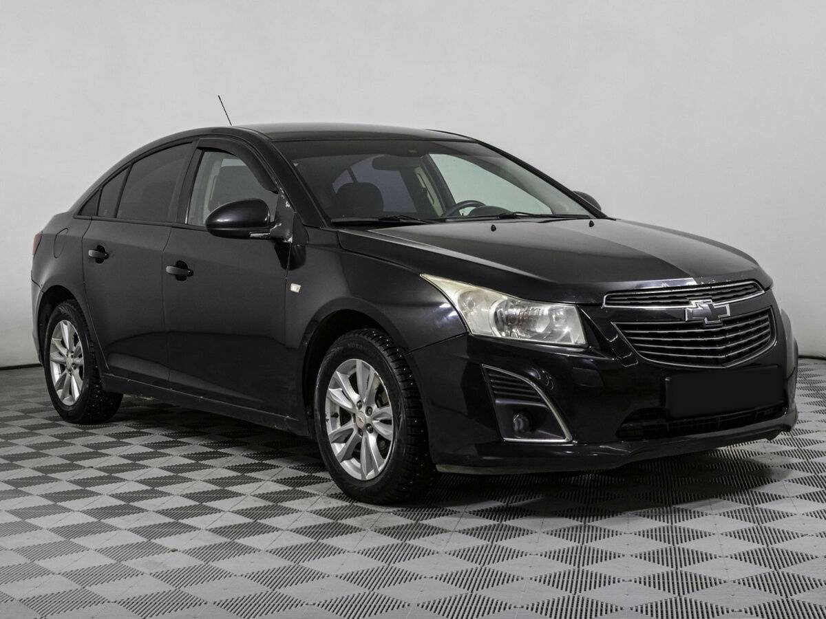 Купить Chevrolet Cruze с пробегом. Фото: #2