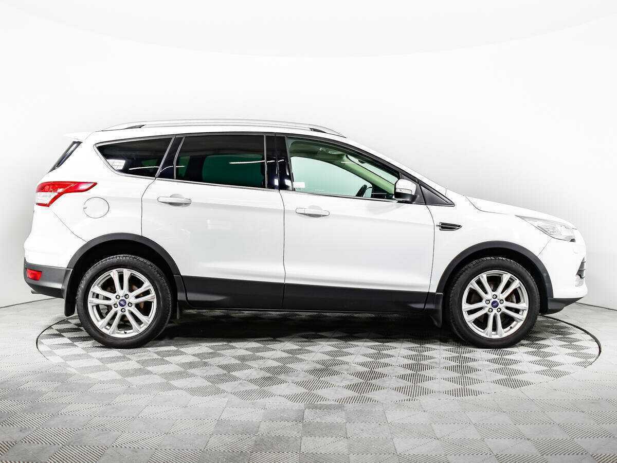 Купить Ford Kuga с пробегом. Фото: #3