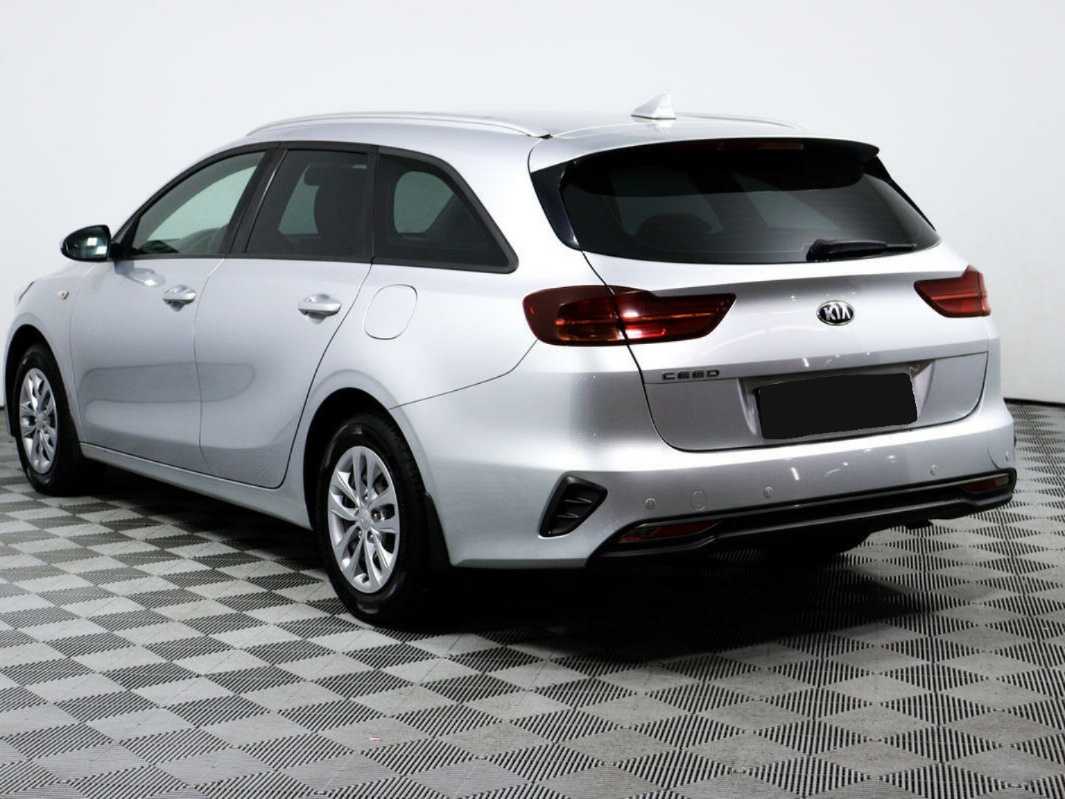Купить Kia Ceed с пробегом. Фото: #6