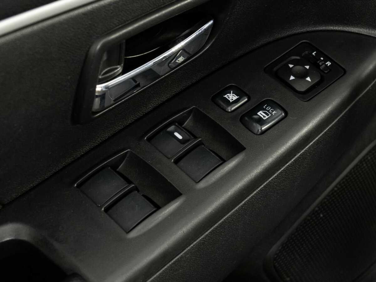 Купить Mitsubishi ASX с пробегом. Фото: #12