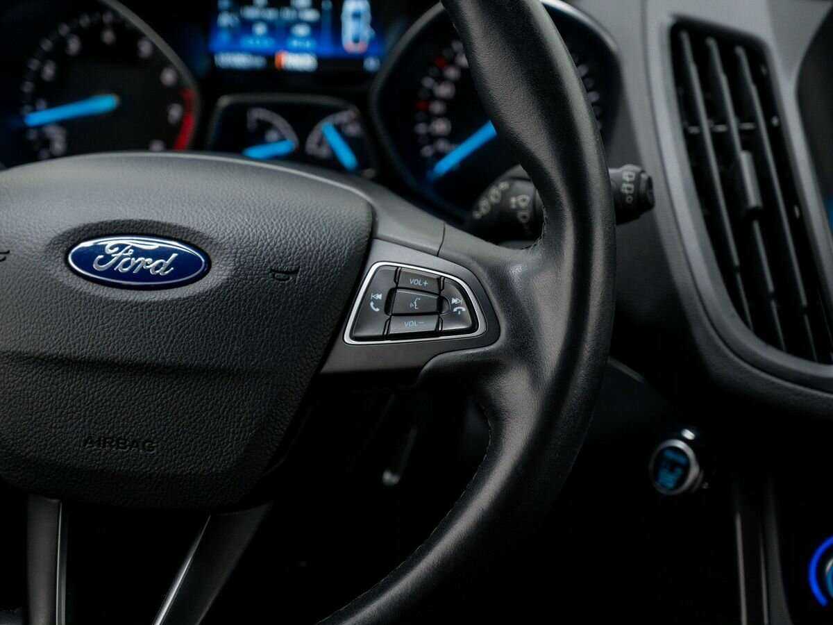 Купить Ford Kuga с пробегом. Фото: #16