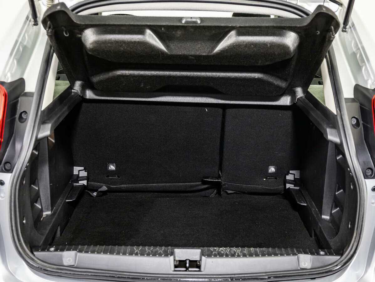 Купить Lada (ВАЗ) XRAY с пробегом. Фото: #14