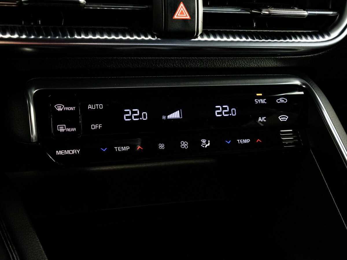 Купить Kia K5 с пробегом. Фото: #20