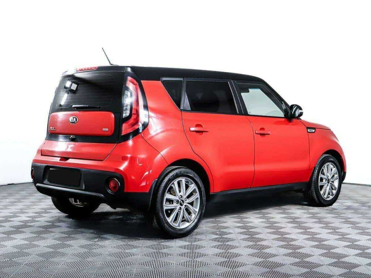 Купить Kia Soul с пробегом. Фото: #4