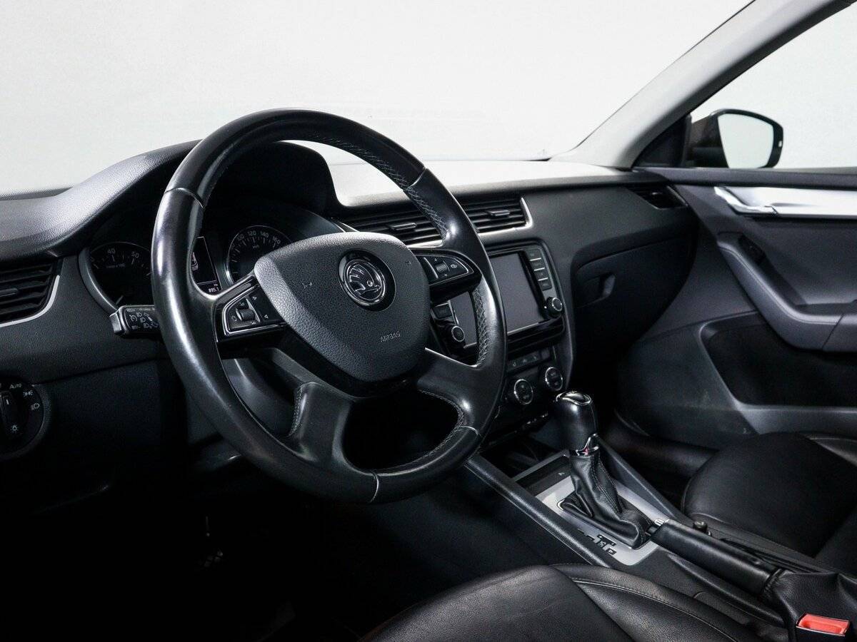 Купить Skoda Octavia с пробегом. Фото: #13