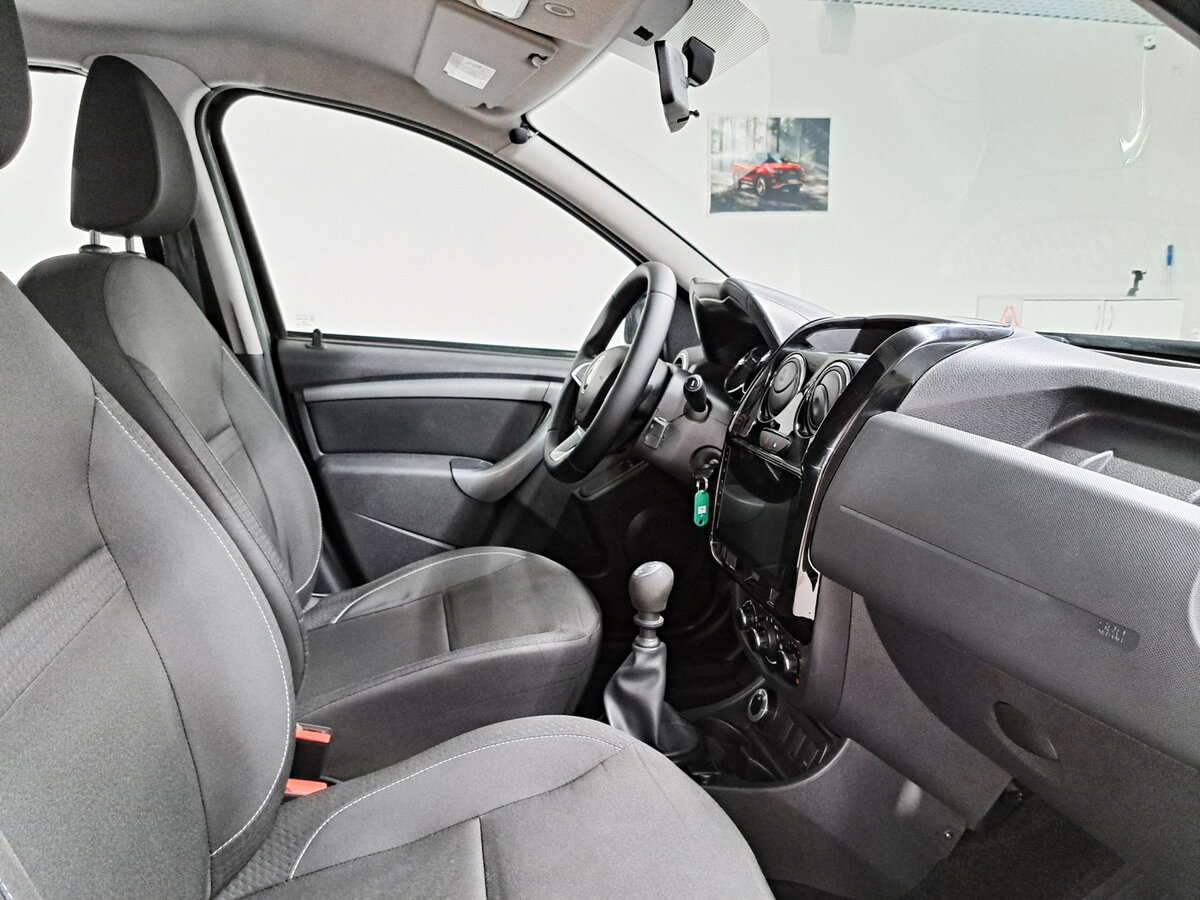 Купить Renault Duster с пробегом. Фото: #9