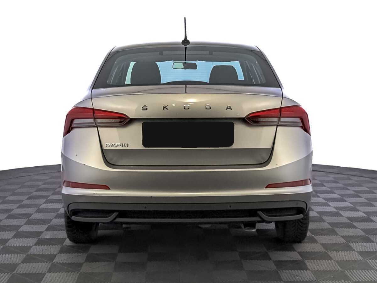 Купить Skoda Rapid с пробегом. Фото: #5