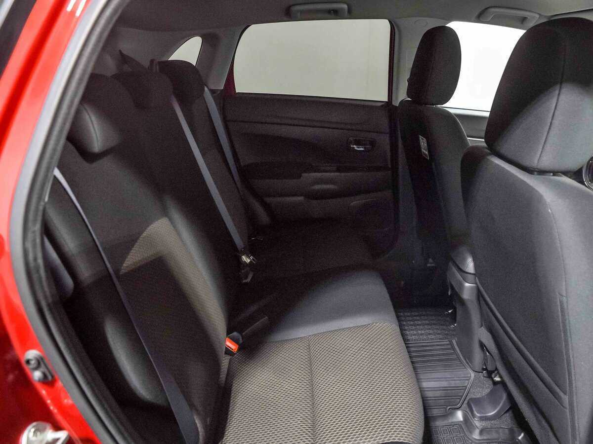 Купить Mitsubishi ASX с пробегом. Фото: #12
