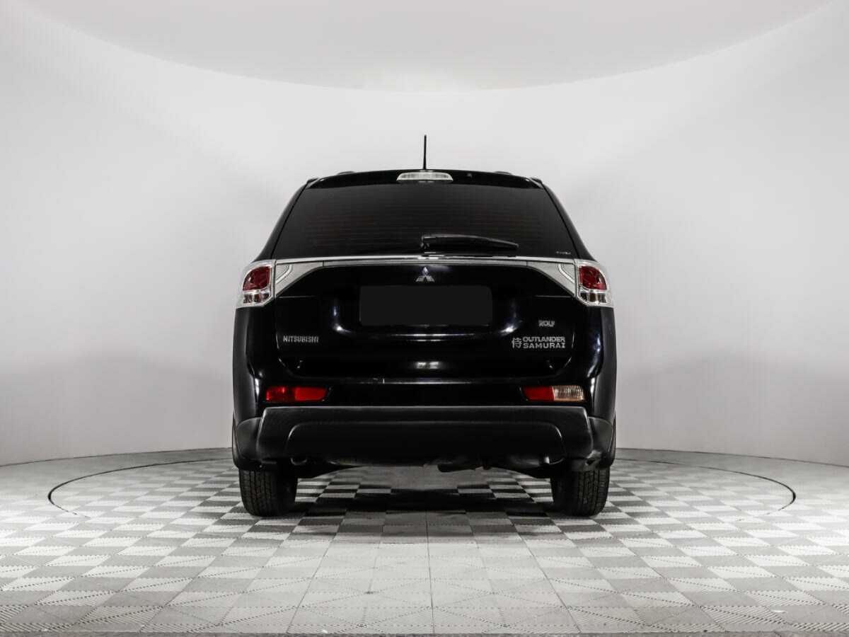 Купить Mitsubishi Outlander с пробегом. Фото: #5