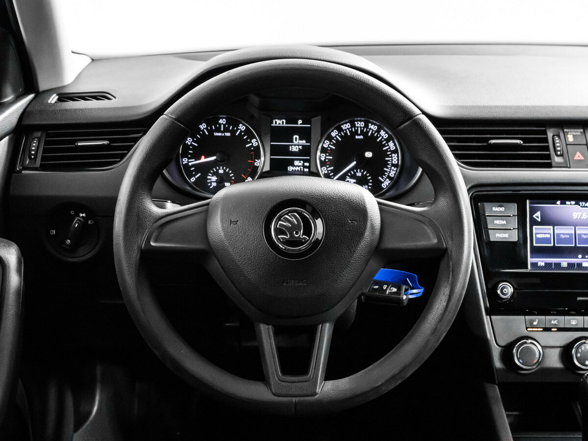 Купить Skoda Octavia с пробегом. Фото: #13