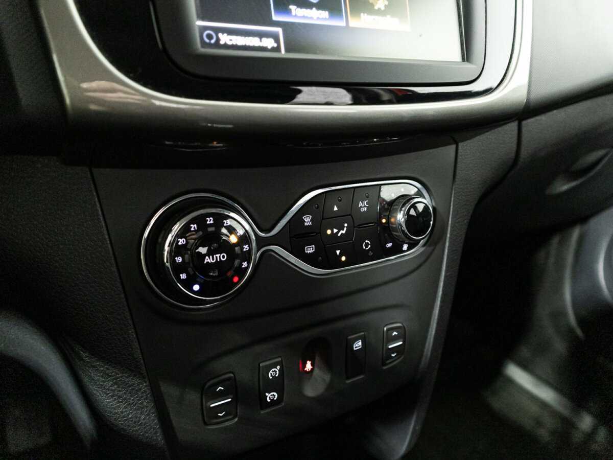 Купить Renault Sandero с пробегом. Фото: #15