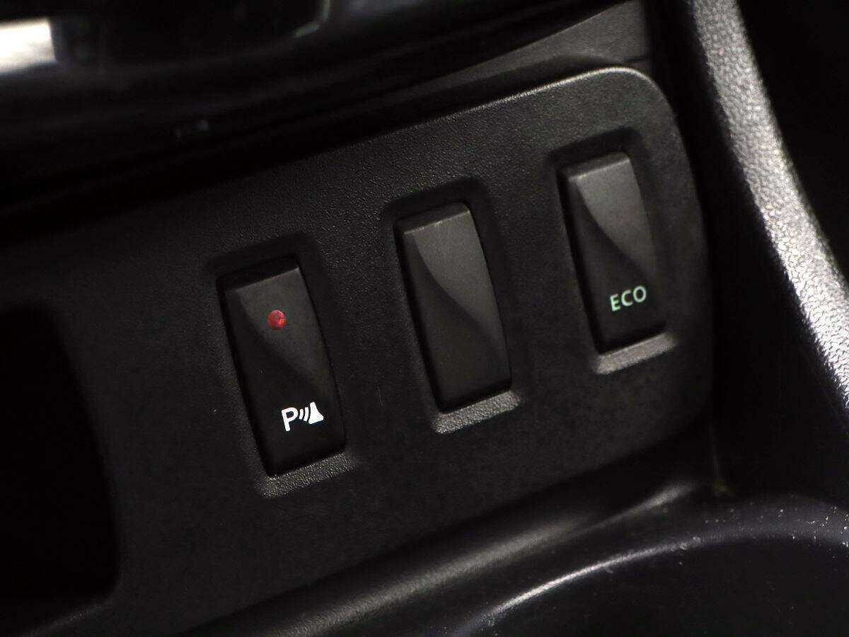 Купить Nissan Terrano с пробегом. Фото: #15