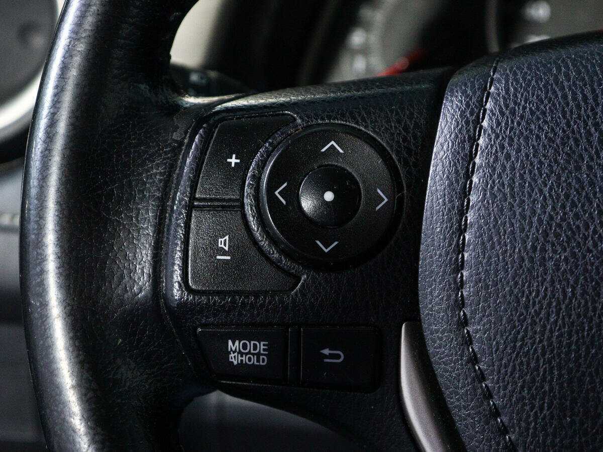 Купить Toyota RAV4 с пробегом. Фото: #14