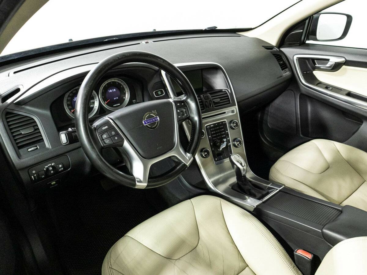 Купить Volvo XC60 с пробегом. Фото: #10