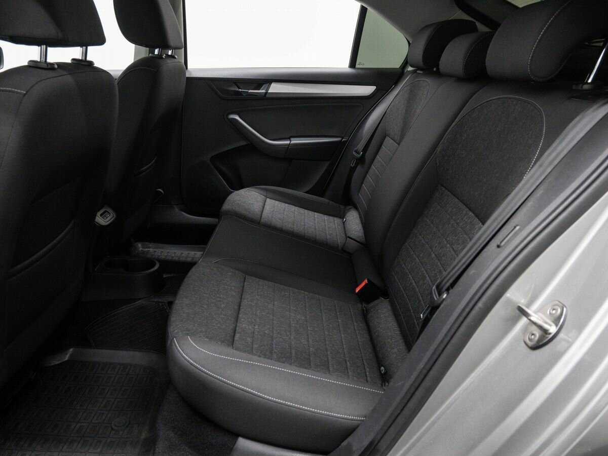 Купить Skoda Rapid с пробегом. Фото: #11