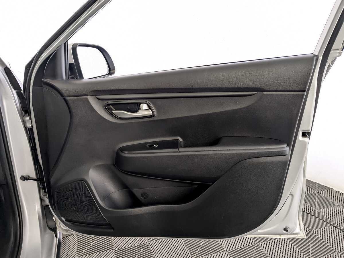 Купить Kia Rio с пробегом. Фото: #22