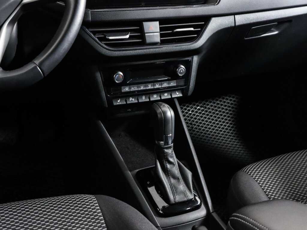 Купить Volkswagen Polo с пробегом. Фото: #9