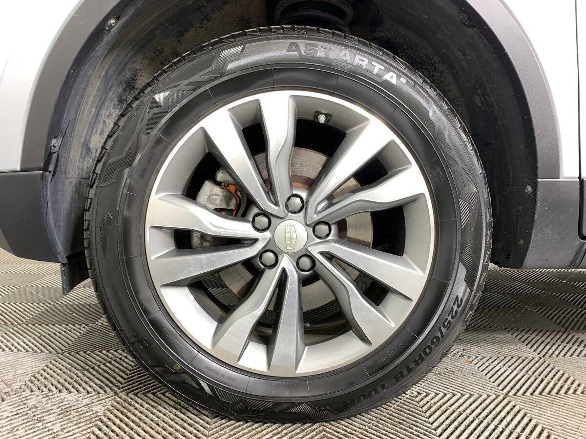 Купить Geely Atlas с пробегом. Фото: #8