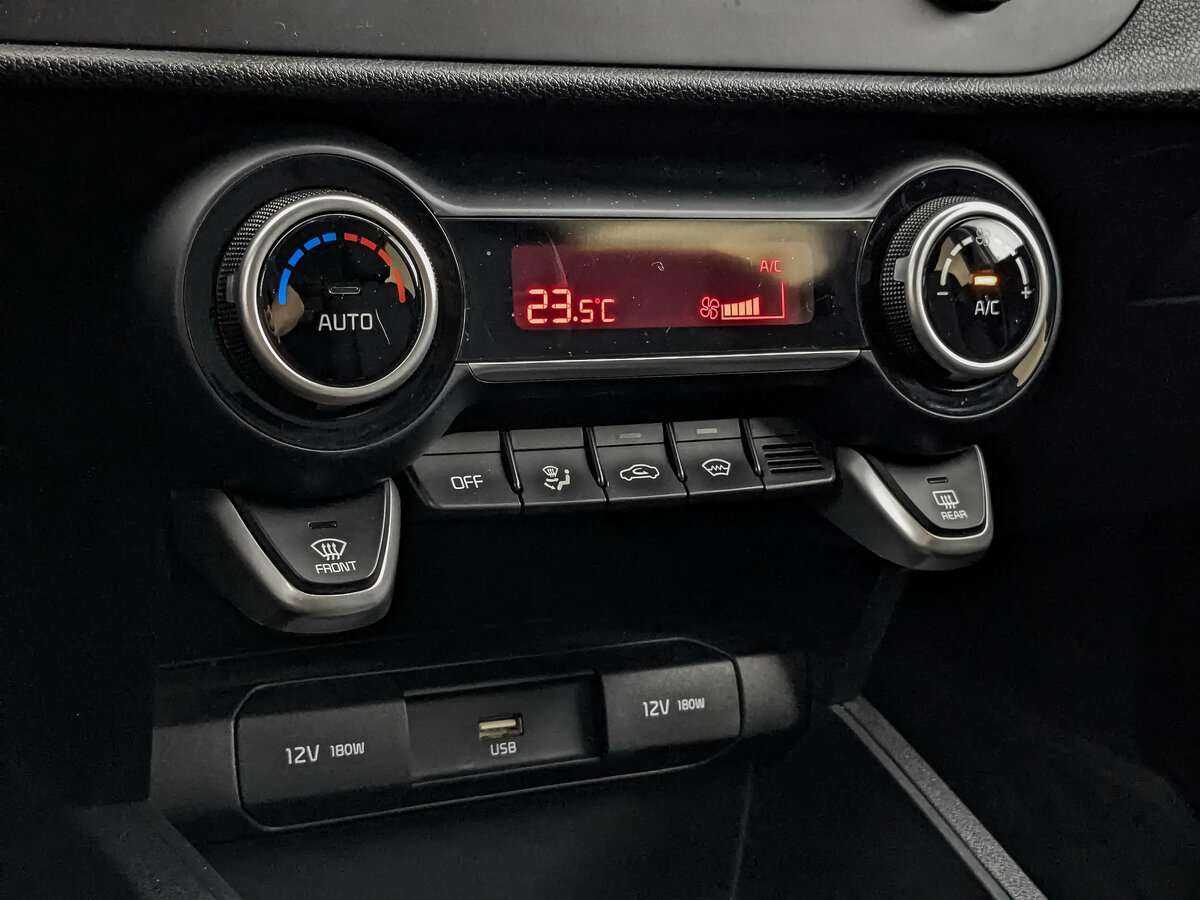 Купить Kia Rio с пробегом. Фото: #20