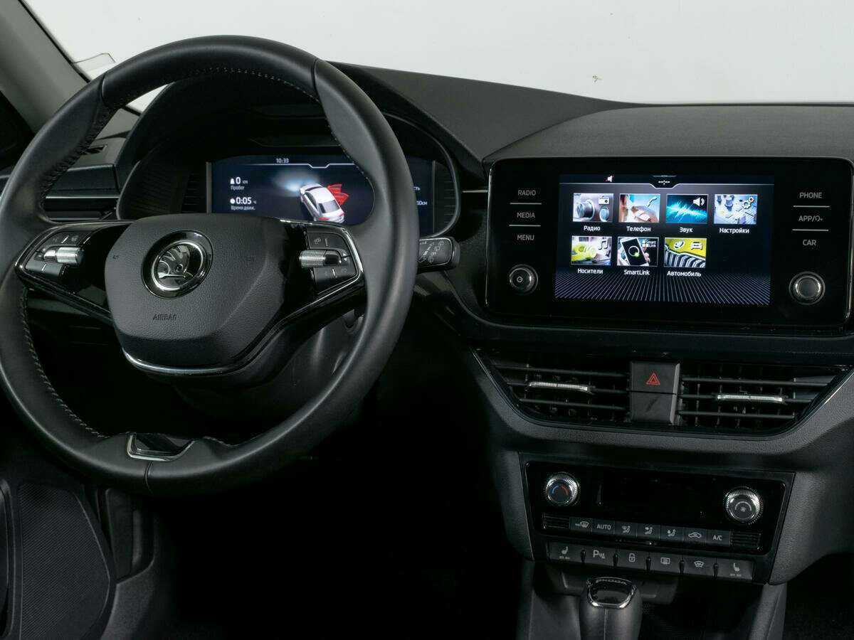 Купить Skoda Rapid с пробегом. Фото: #7