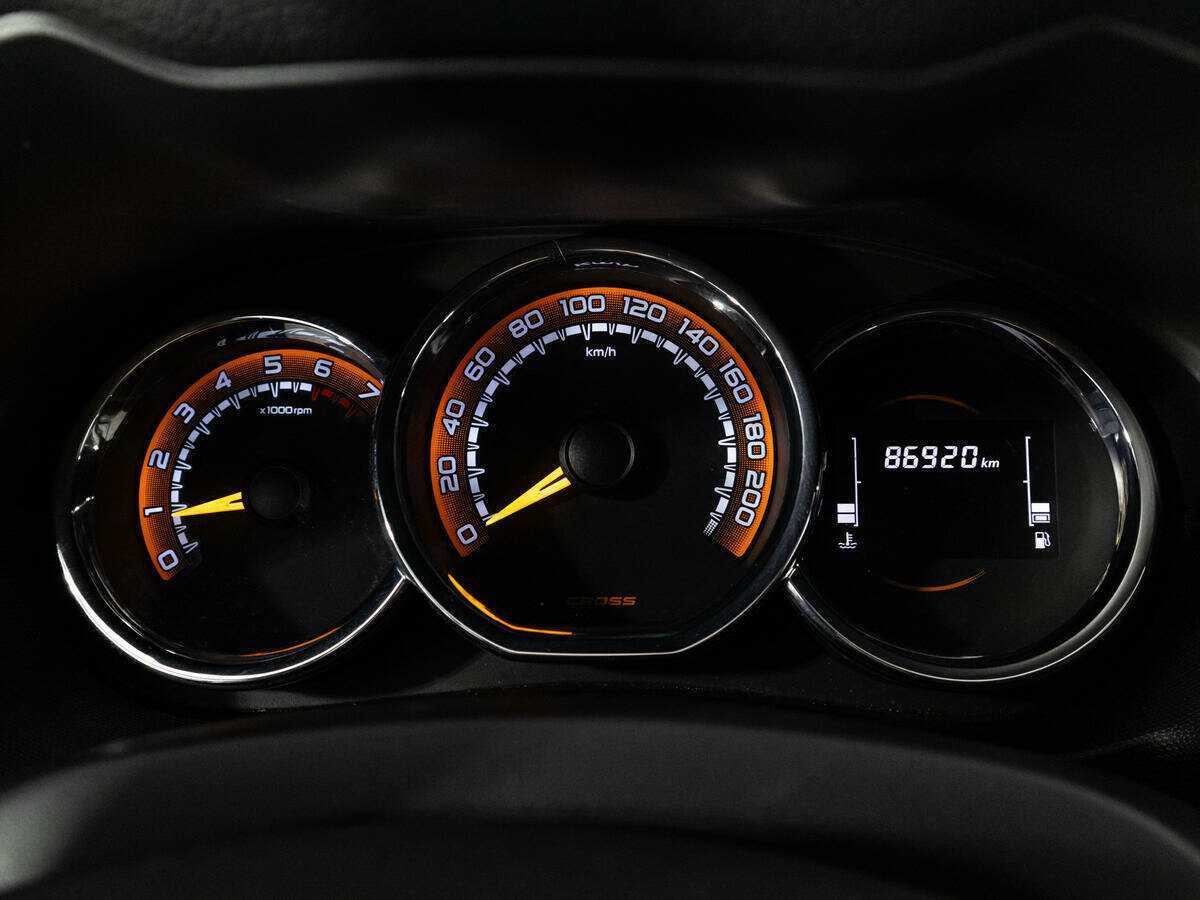 Купить Lada (ВАЗ) Largus с пробегом. Фото: #9