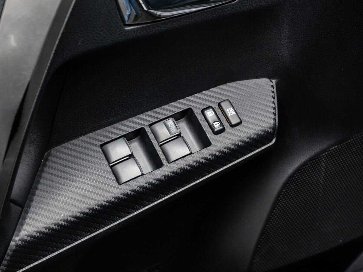 Купить Toyota RAV4 с пробегом. Фото: #14