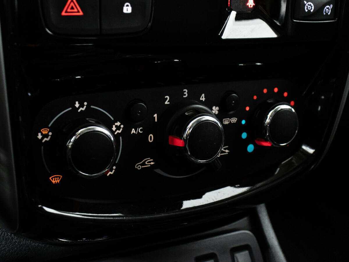 Купить Nissan Terrano с пробегом. Фото: #14