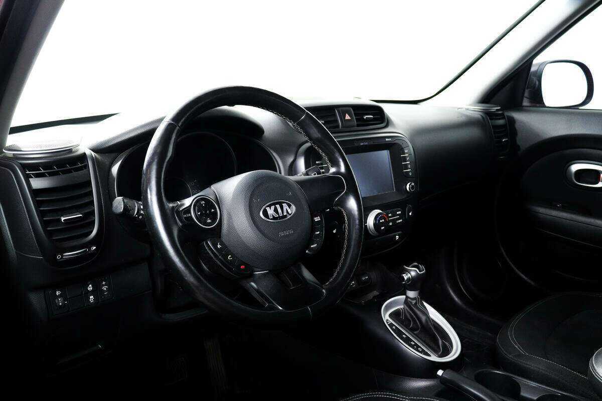 Купить Kia Soul с пробегом. Фото: #12