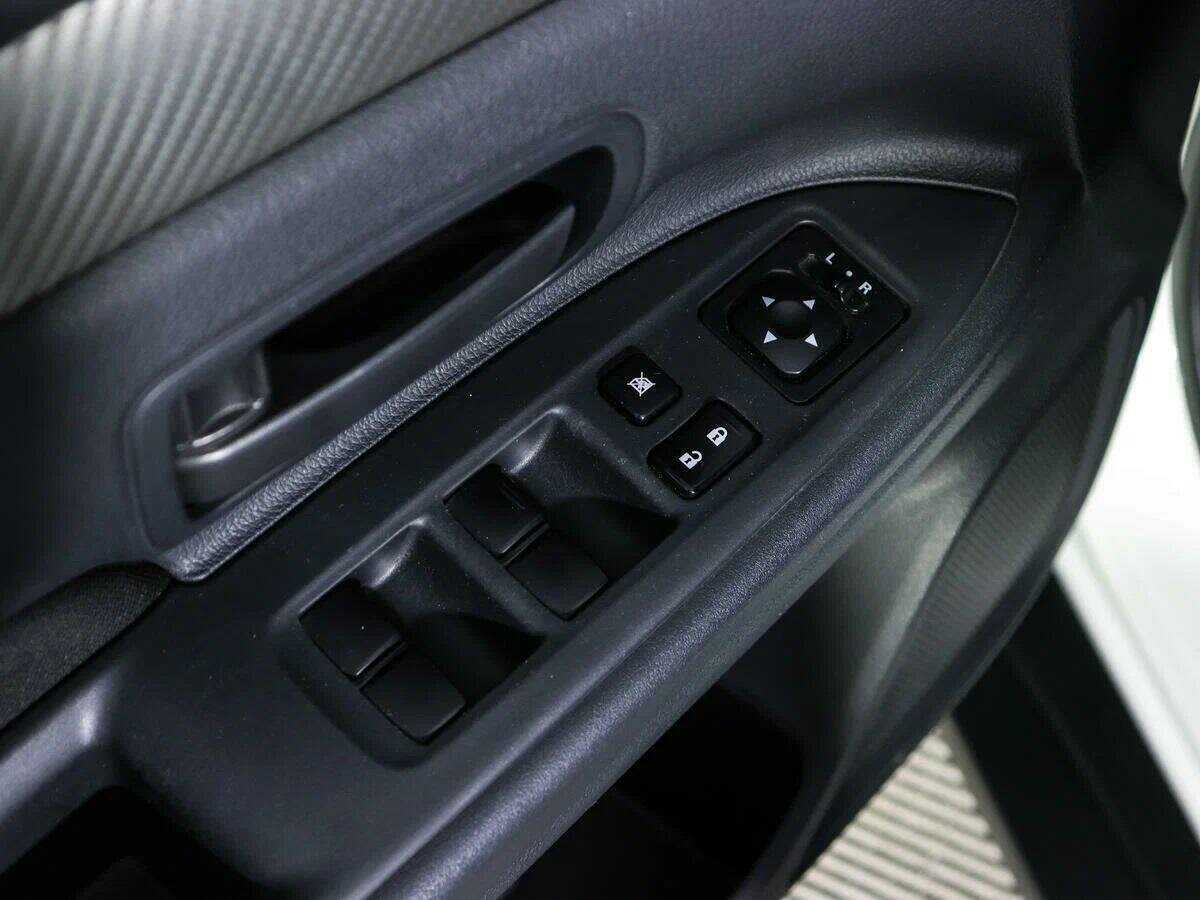 Купить Mitsubishi Outlander с пробегом. Фото: #12