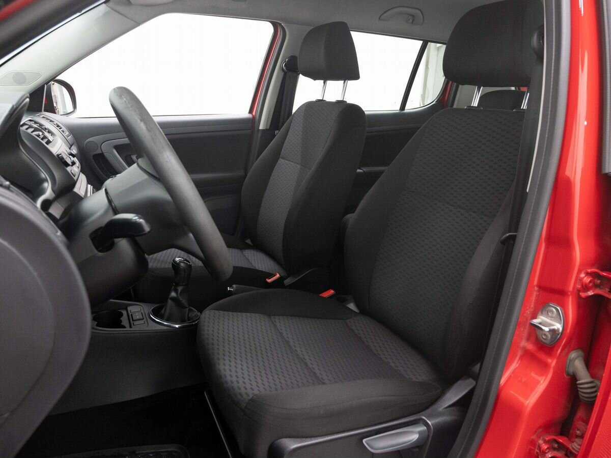 Купить Skoda Fabia с пробегом. Фото: #8