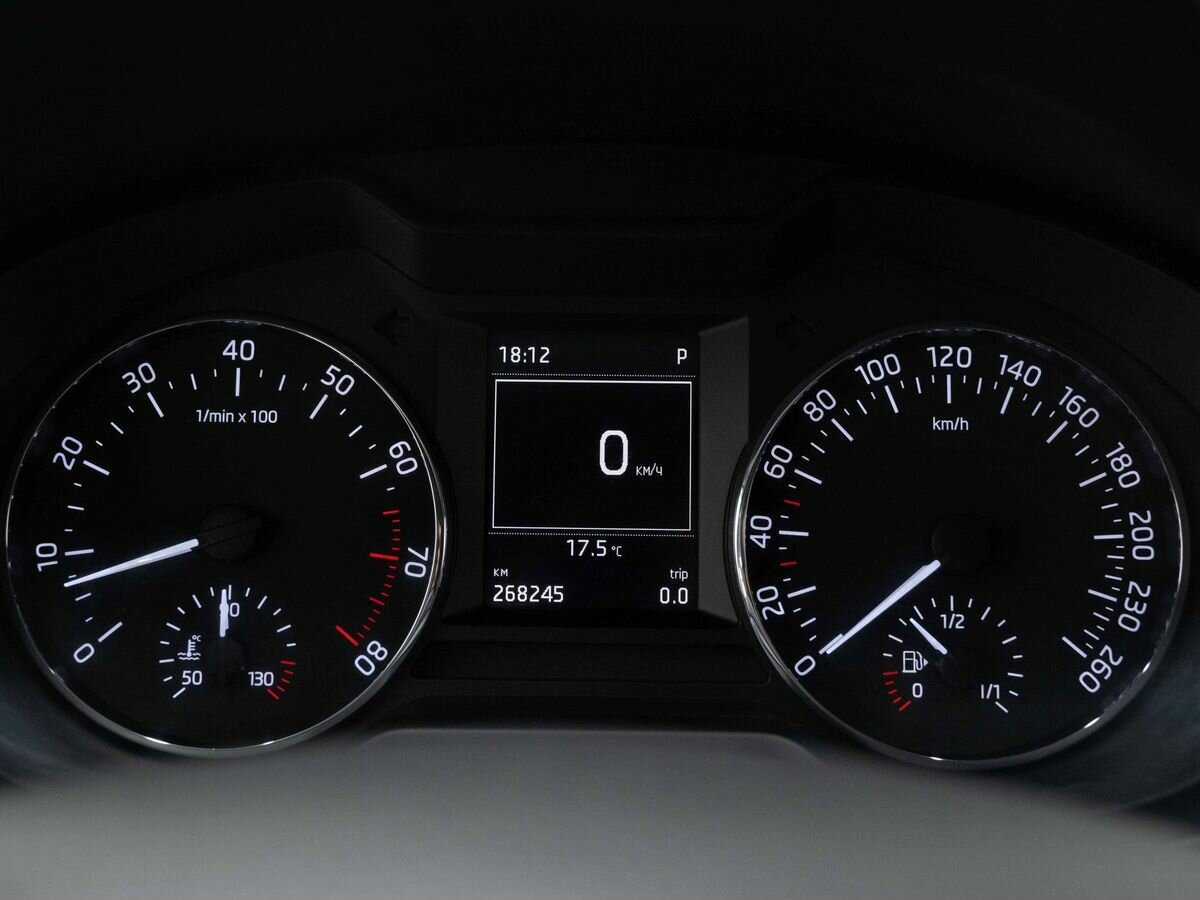 Купить Skoda Octavia с пробегом. Фото: #15