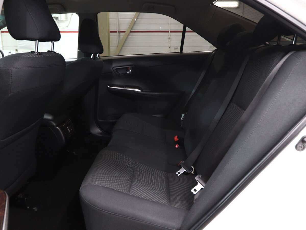 Купить Toyota Camry с пробегом. Фото: #10