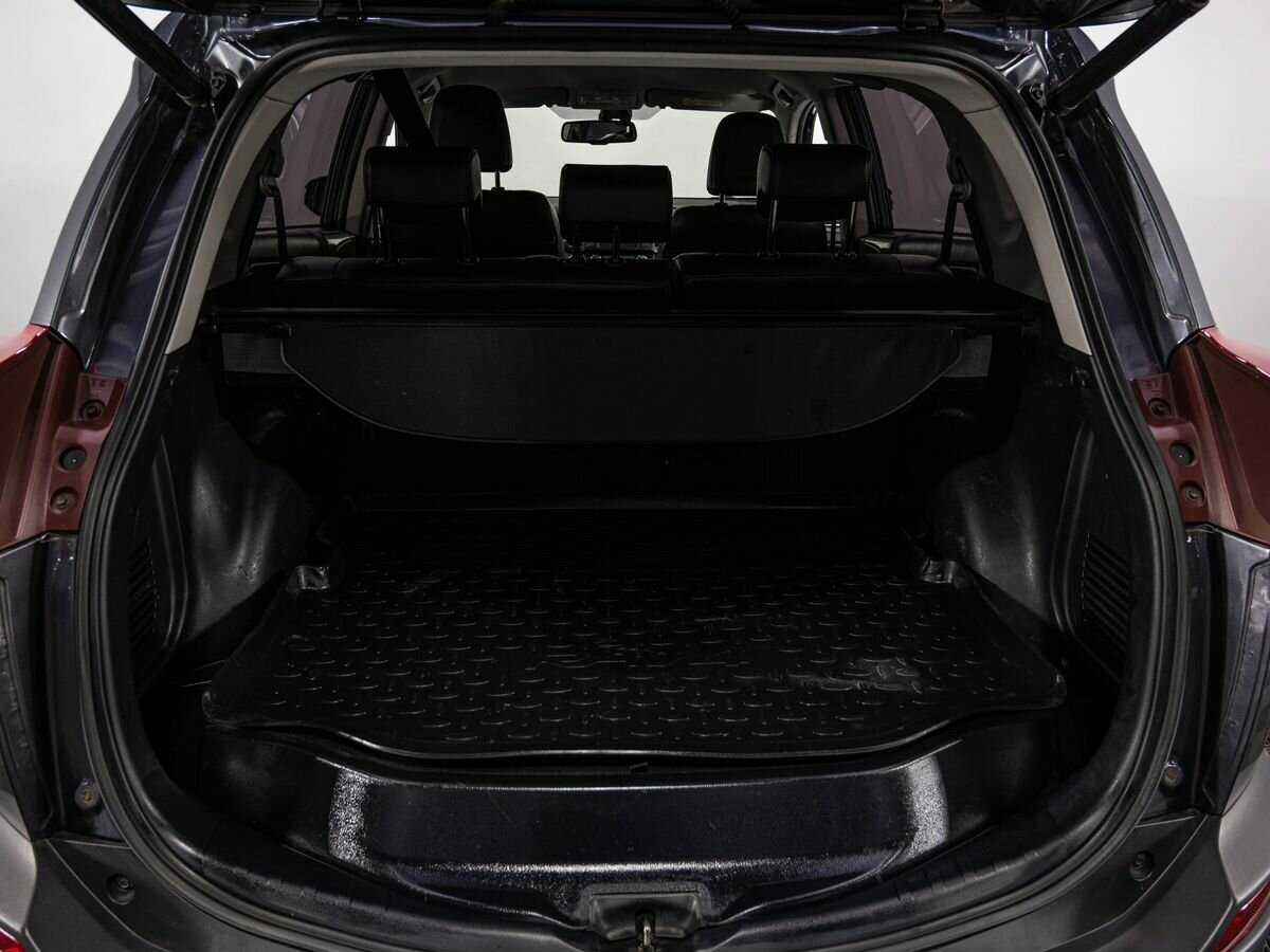 Купить Toyota RAV4 с пробегом. Фото: #21