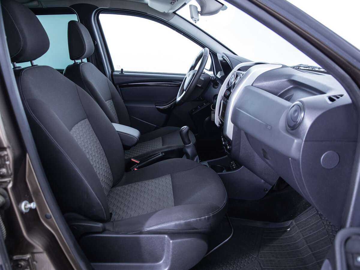 Купить Lada (ВАЗ) Largus с пробегом. Фото: #9