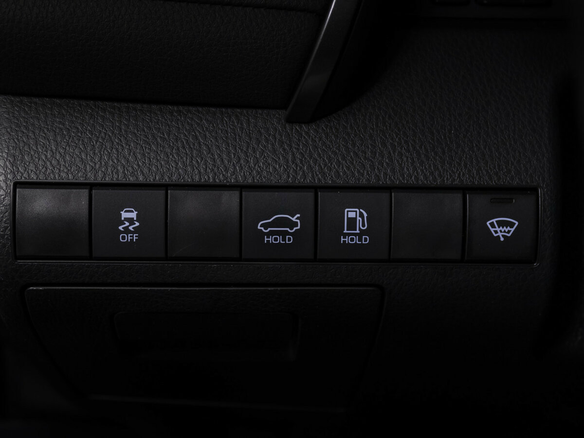Купить Toyota Camry с пробегом. Фото: #11
