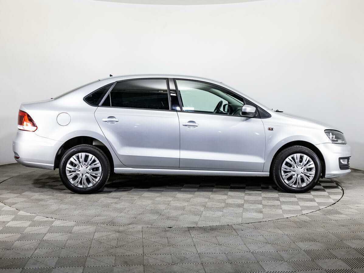 Купить Volkswagen Polo с пробегом. Фото: #3