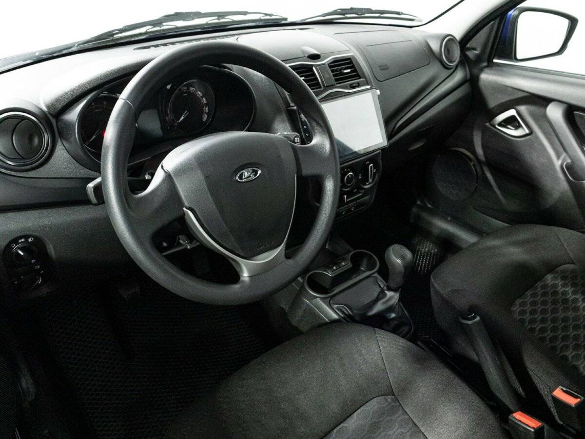 Купить Lada (ВАЗ) Granta с пробегом. Фото: #10