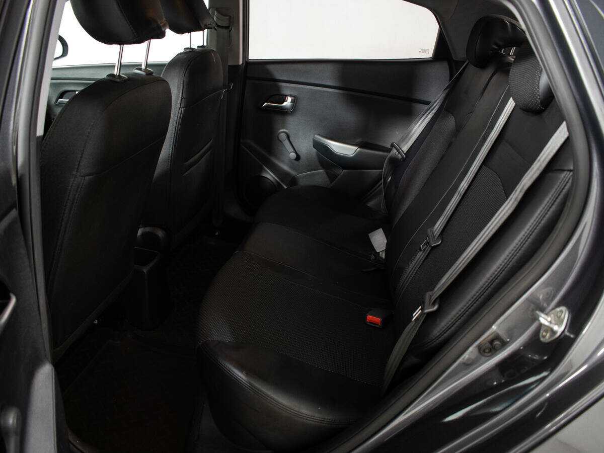 Купить Kia Rio с пробегом. Фото: #7