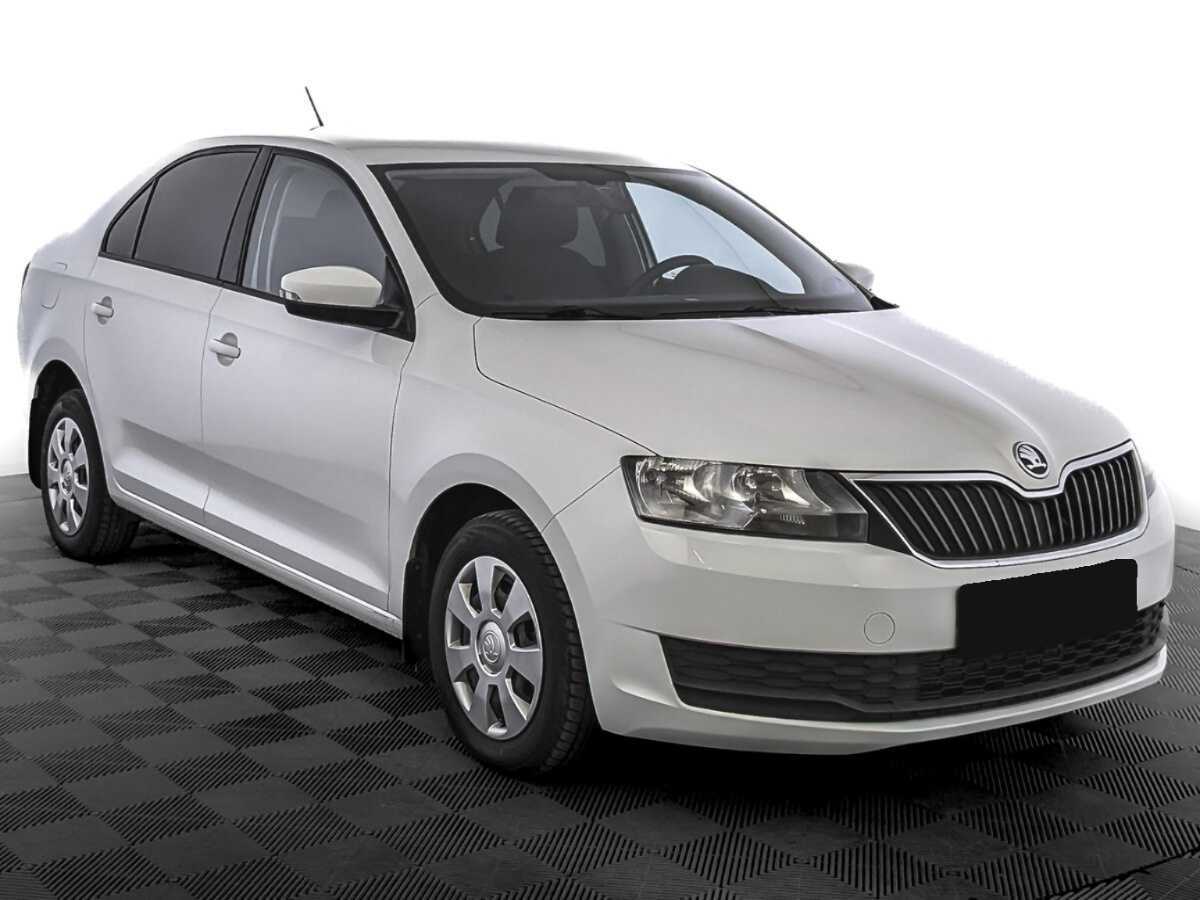 Купить Skoda Rapid с пробегом. Фото: #2