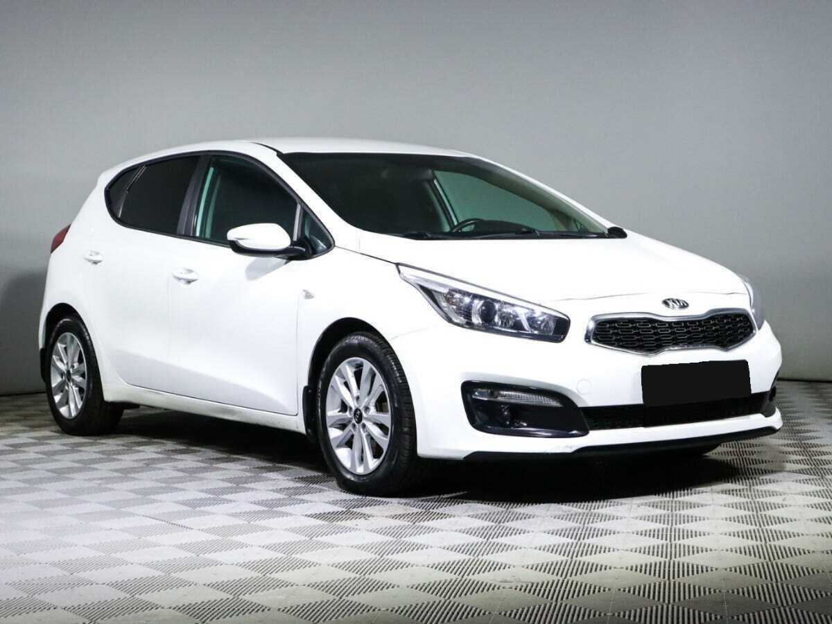 Купить Kia Ceed с пробегом. Фото: #2