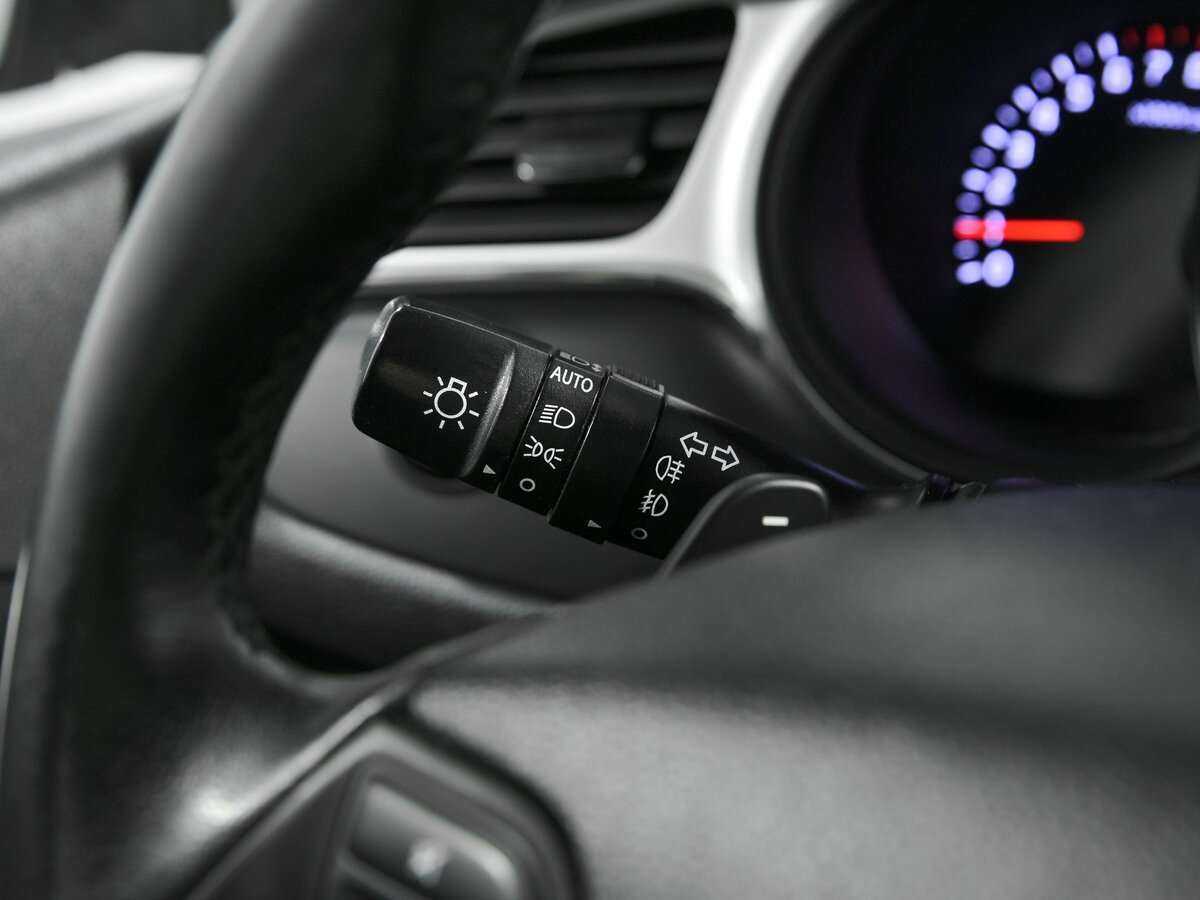 Купить Kia Ceed с пробегом. Фото: #8