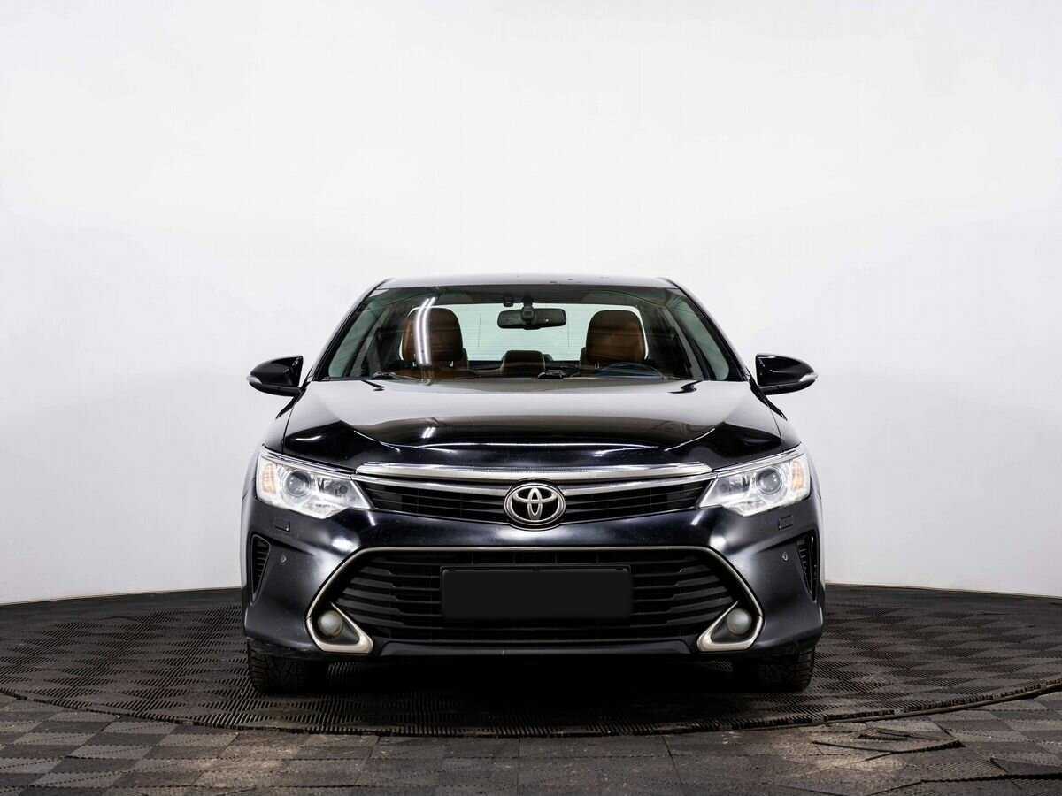Купить Toyota Camry с пробегом. Фото: #1