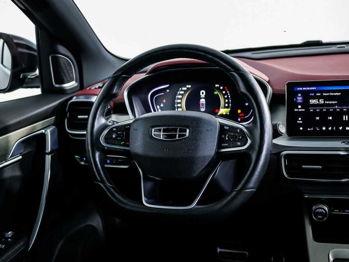 Купить Geely Coolray с пробегом. Фото: #9