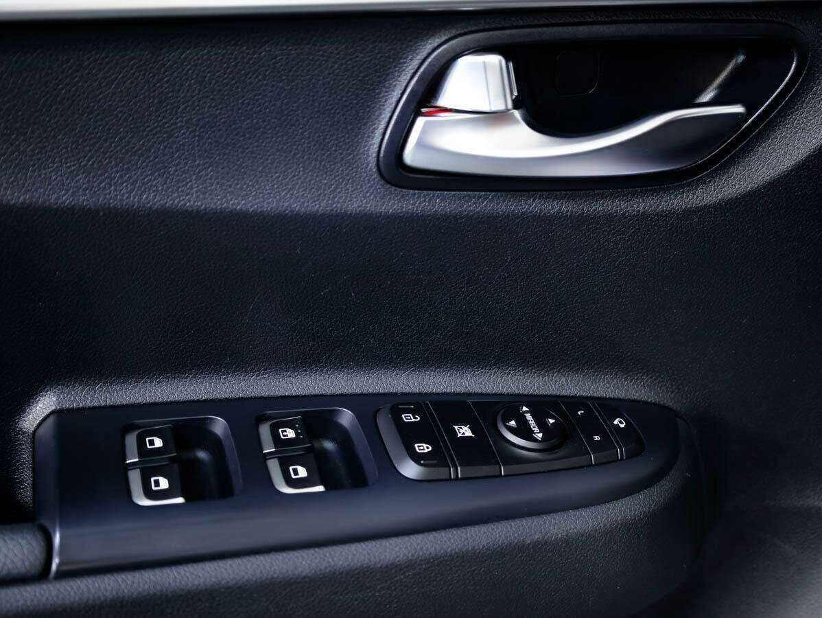 Купить Kia Rio с пробегом. Фото: #14