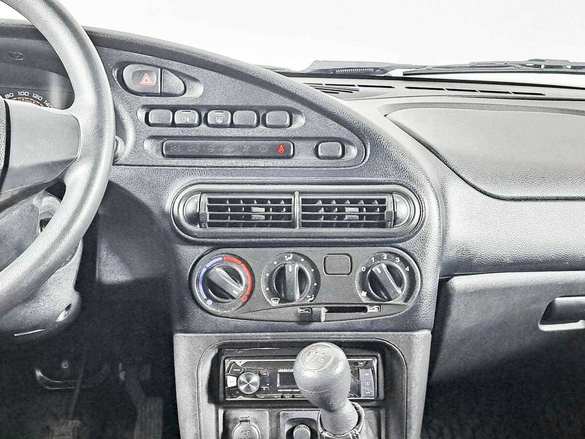 Купить Lada (ВАЗ) Niva с пробегом. Фото: #12