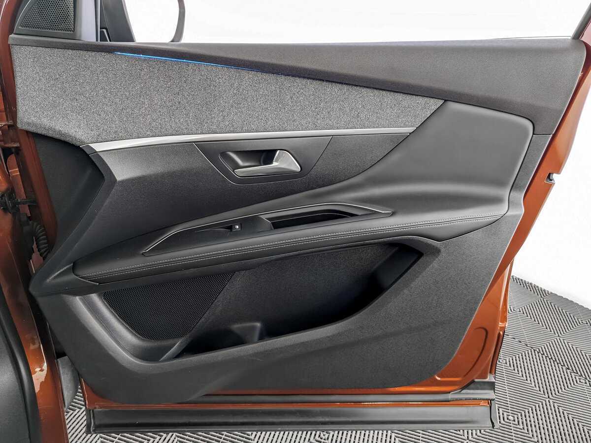 Купить Peugeot 3008 с пробегом. Фото: #19