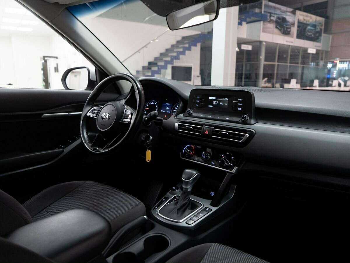 Купить Kia Seltos с пробегом. Фото: #14