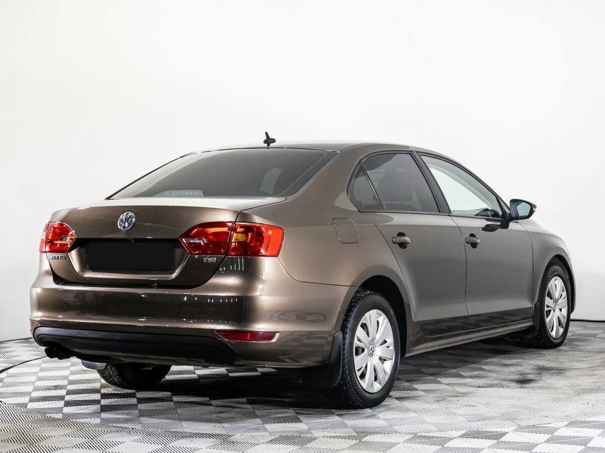 Купить Volkswagen Jetta с пробегом. Фото: #4
