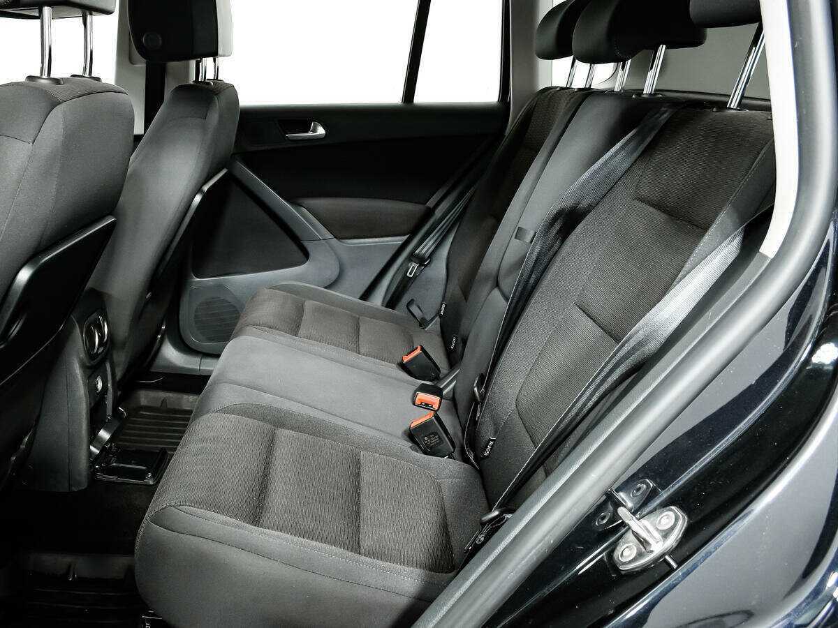 Купить Volkswagen Tiguan с пробегом. Фото: #11