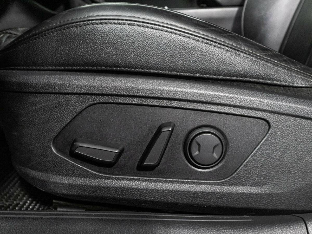 Купить Kia K5 с пробегом. Фото: #19